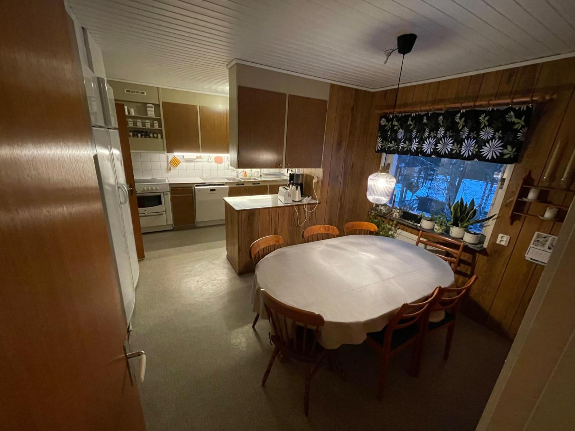 Hestra Guesthouse Ngoại thất bức ảnh