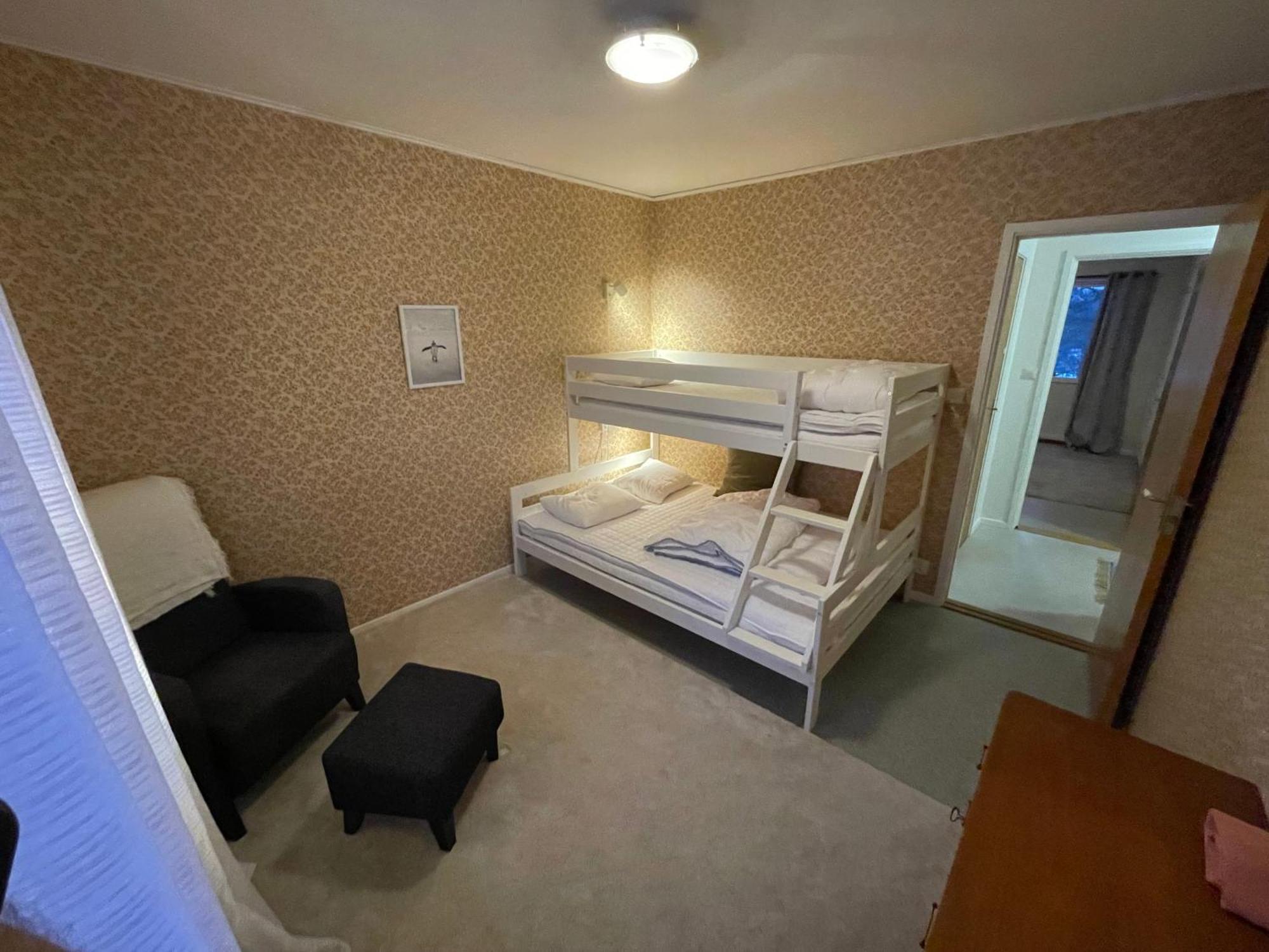 Hestra Guesthouse Ngoại thất bức ảnh